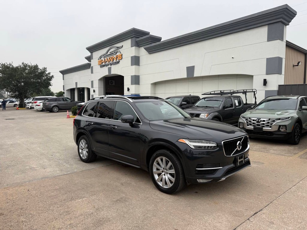 Volvo XC90 Vehicle Full-screen Gallery Image 42