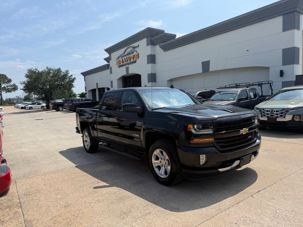 Chevrolet Silverado 1500 Vehicle Full-screen Gallery Image 02