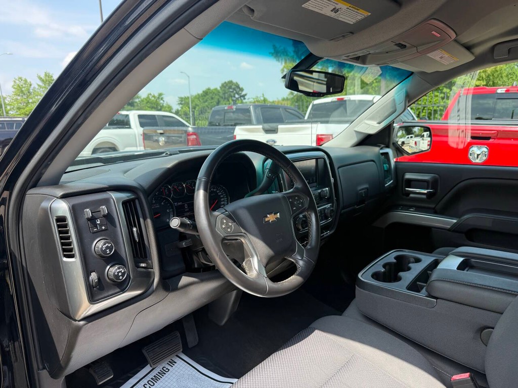 Chevrolet Silverado 1500 Vehicle Full-screen Gallery Image 06