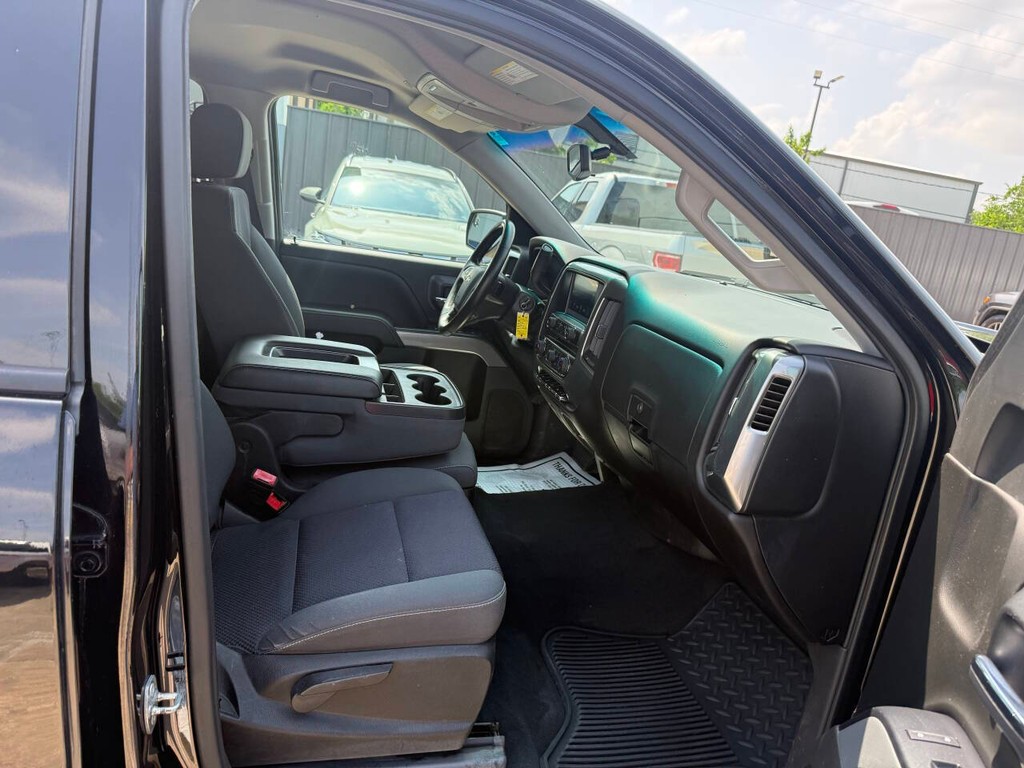 Chevrolet Silverado 1500 Vehicle Full-screen Gallery Image 10