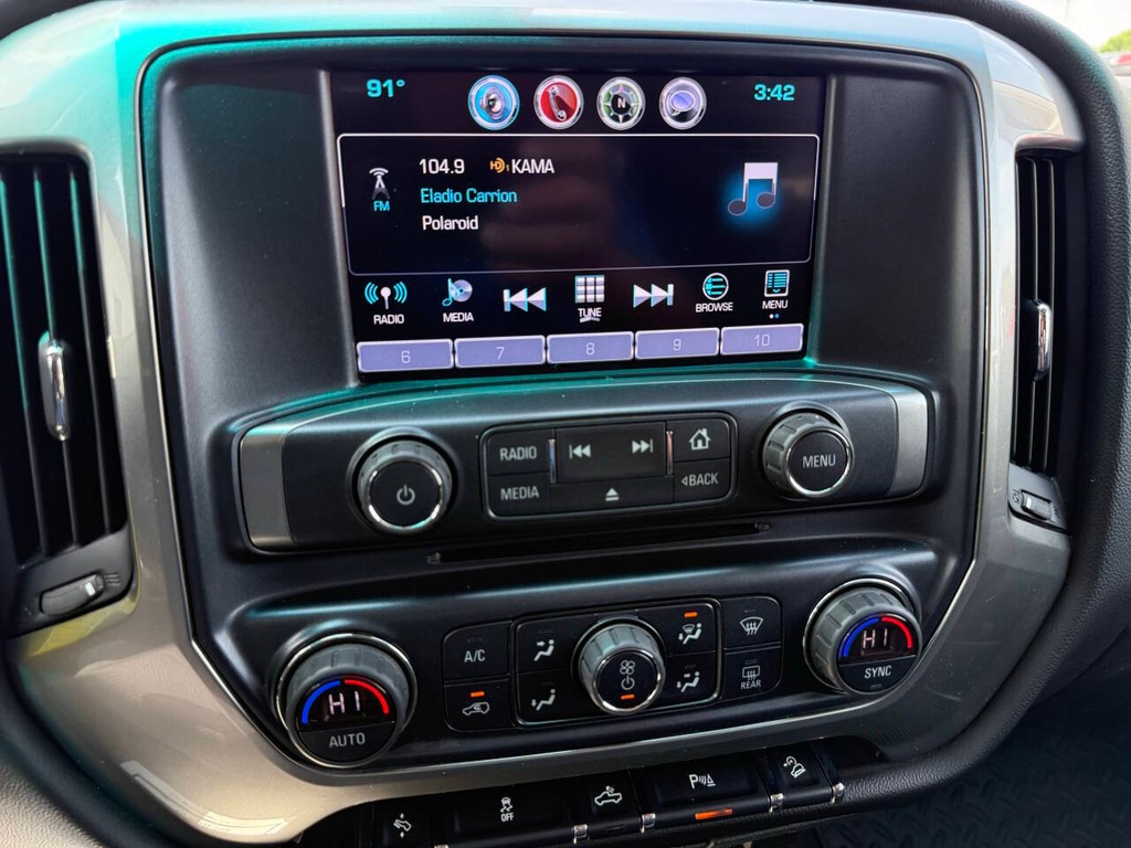 Chevrolet Silverado 1500 Vehicle Full-screen Gallery Image 27