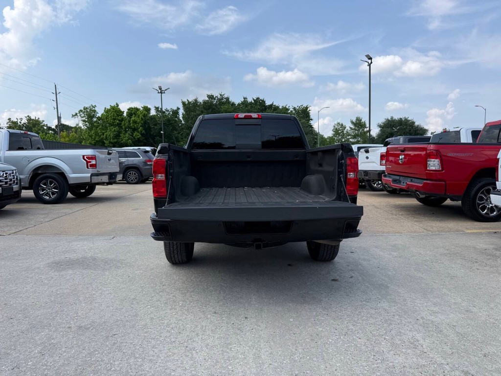 Chevrolet Silverado 1500 Vehicle Full-screen Gallery Image 38
