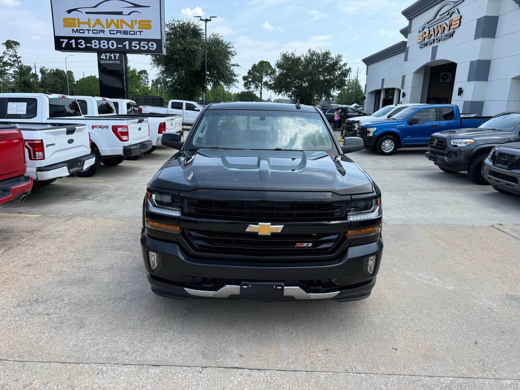 Chevrolet Silverado 1500 Vehicle Full-screen Gallery Image 40
