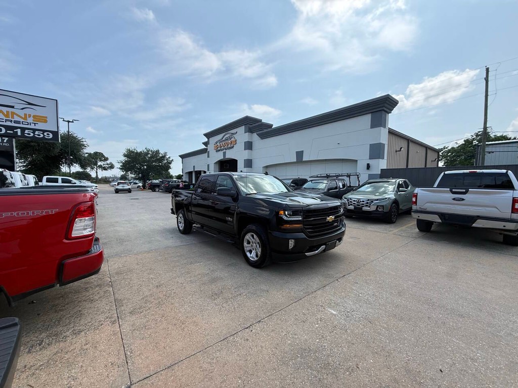 Chevrolet Silverado 1500 Vehicle Full-screen Gallery Image 43