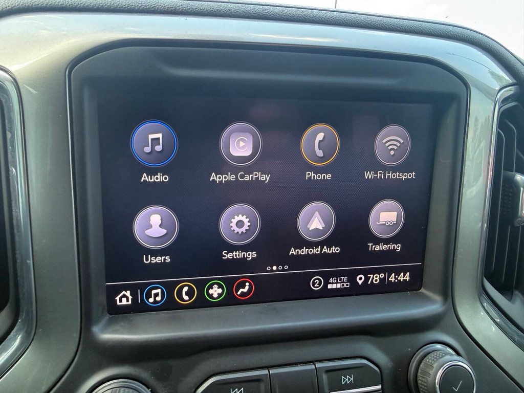 Chevrolet Silverado 1500 Vehicle Full-screen Gallery Image 27