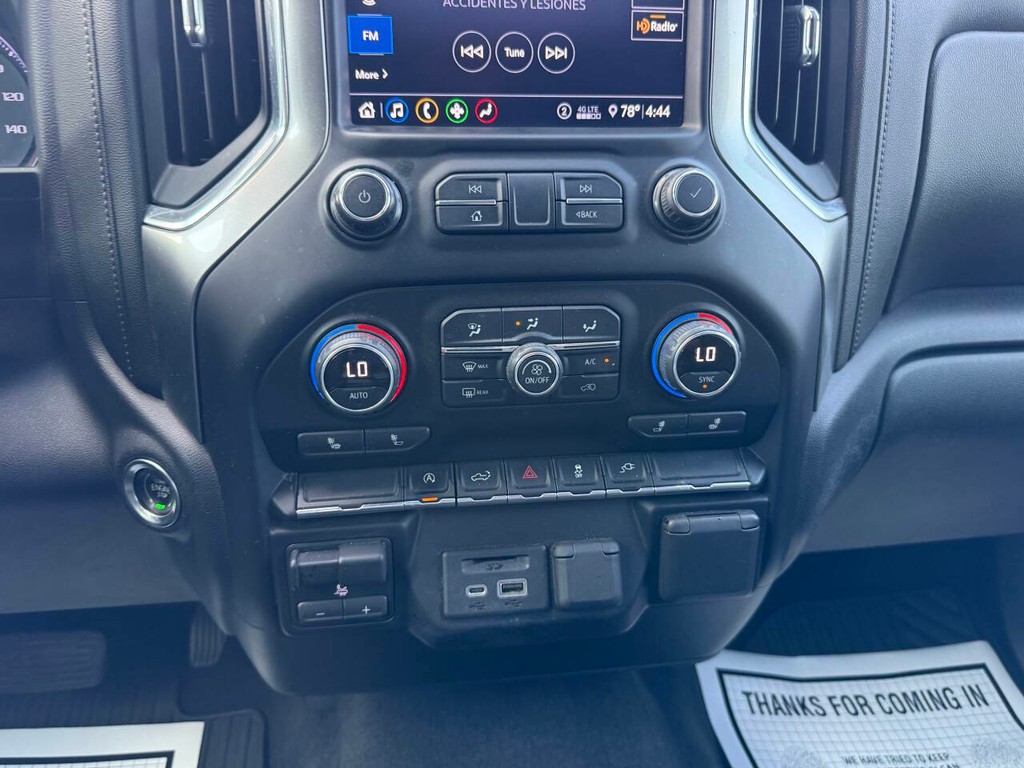 Chevrolet Silverado 1500 Vehicle Full-screen Gallery Image 29