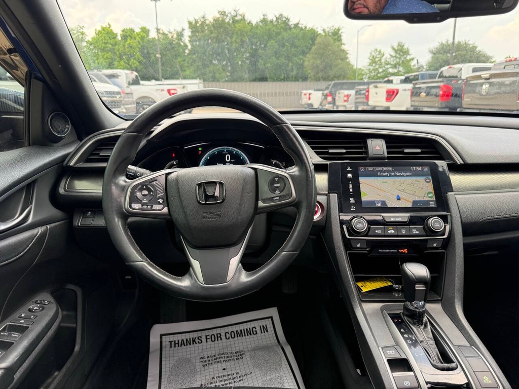 Honda Civic Hatchback Vehicle Full-screen Gallery Image 21