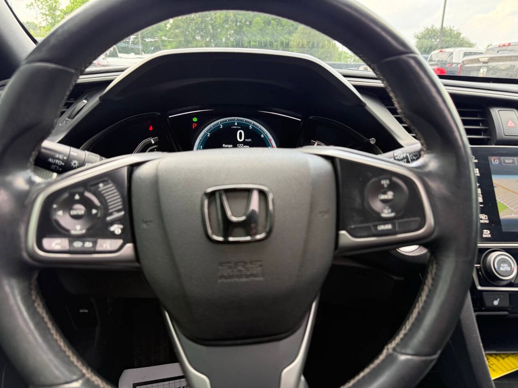 Honda Civic Hatchback Vehicle Full-screen Gallery Image 23