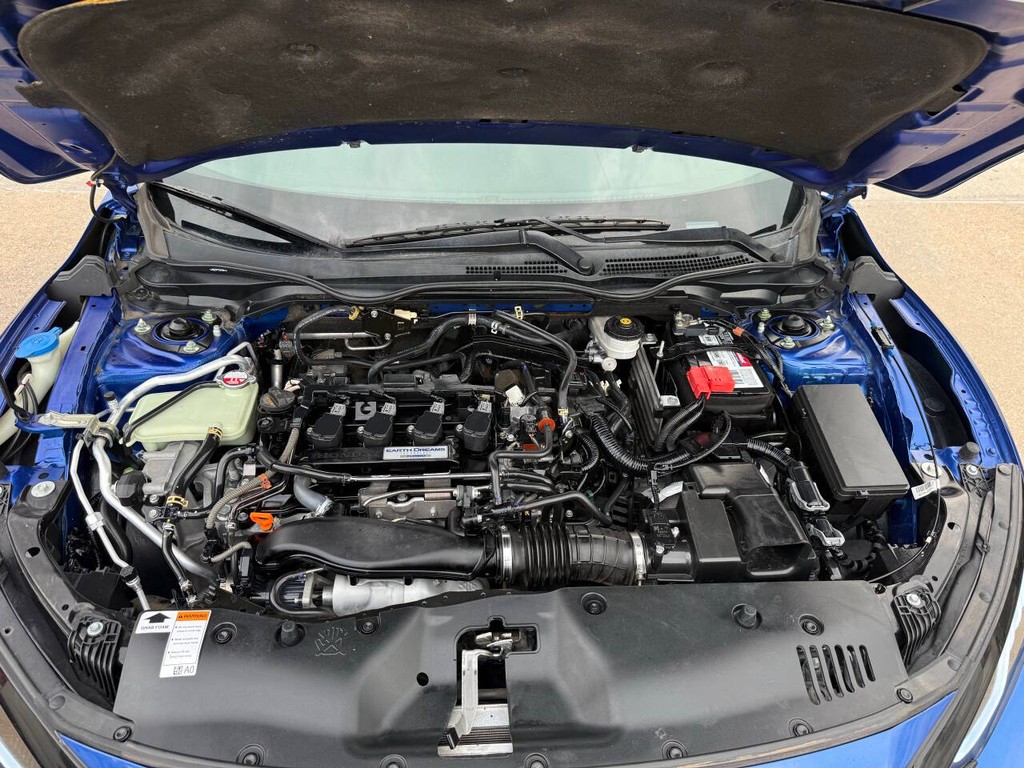 Honda Civic Hatchback Vehicle Full-screen Gallery Image 34