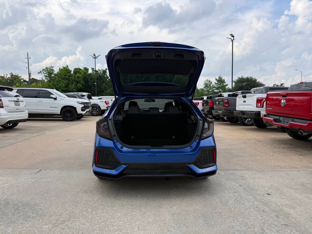Honda Civic Hatchback Vehicle Full-screen Gallery Image 36