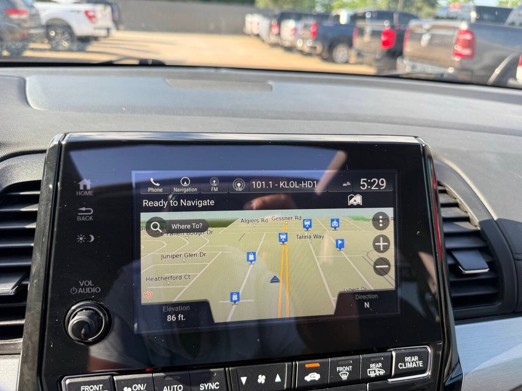 Honda Odyssey Vehicle Full-screen Gallery Image 26