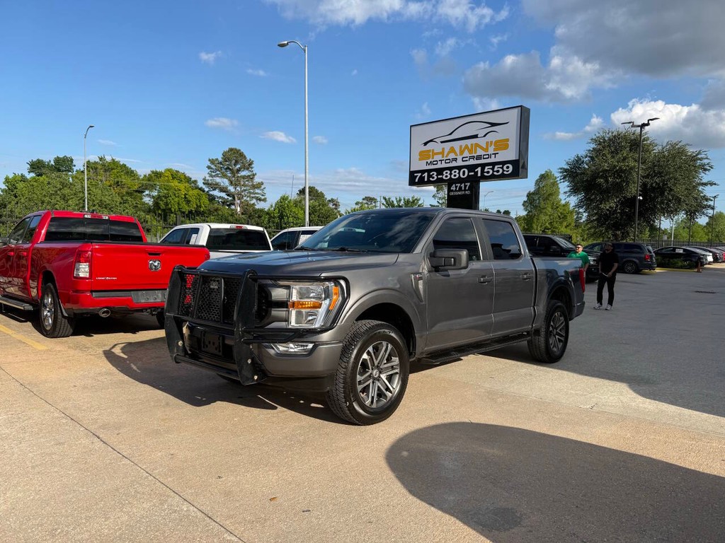 Ford F-150 Vehicle Full-screen Gallery Image 03