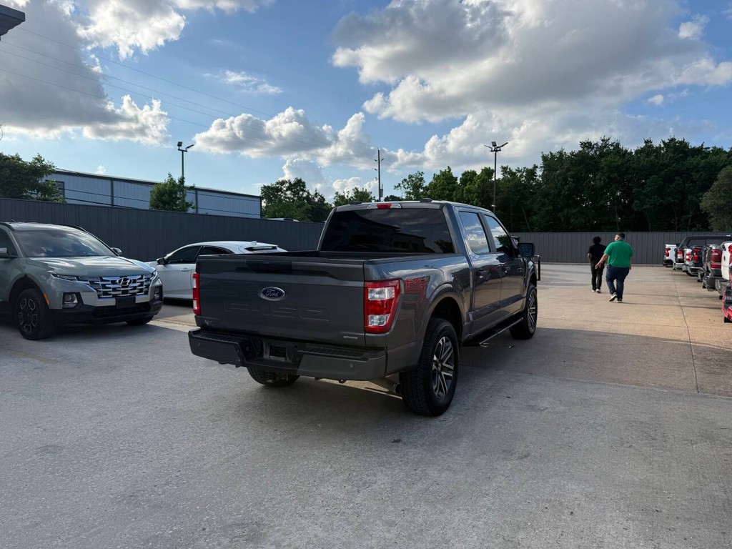 Ford F-150 Vehicle Full-screen Gallery Image 05