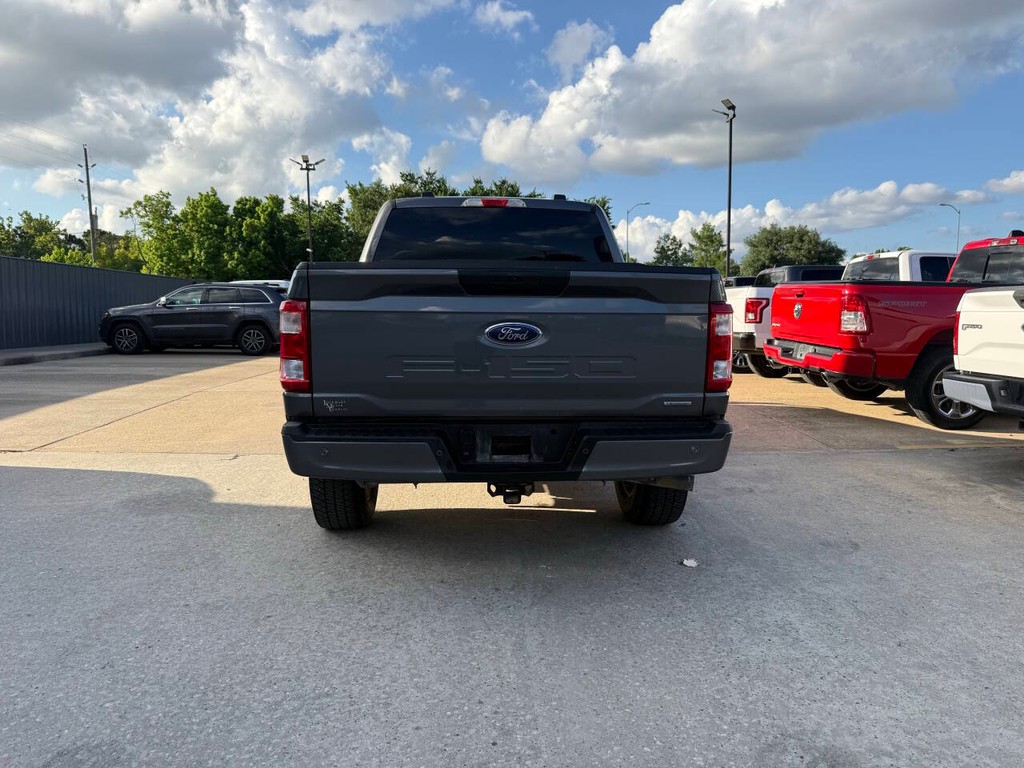 Ford F-150 Vehicle Full-screen Gallery Image 35