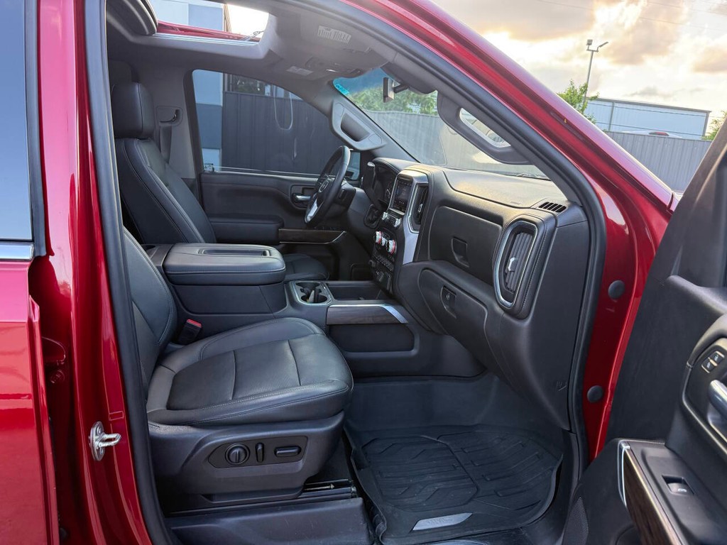 GMC Sierra 1500 Vehicle Full-screen Gallery Image 10