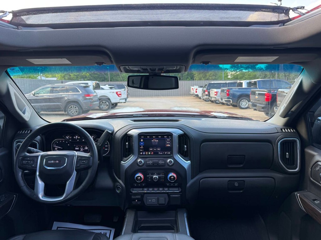 GMC Sierra 1500 Vehicle Full-screen Gallery Image 17