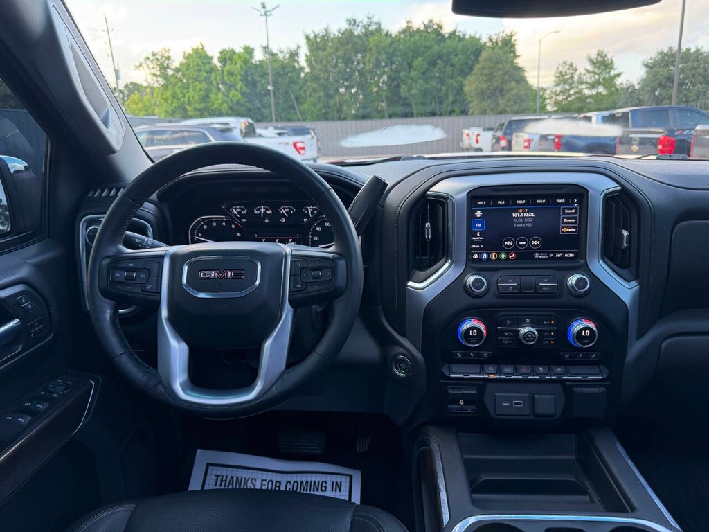 GMC Sierra 1500 Vehicle Full-screen Gallery Image 21