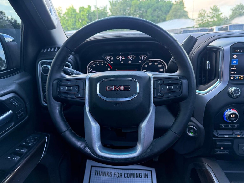 GMC Sierra 1500 Vehicle Full-screen Gallery Image 22