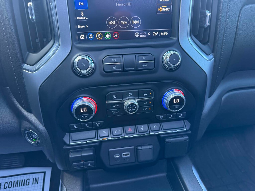 GMC Sierra 1500 Vehicle Full-screen Gallery Image 27