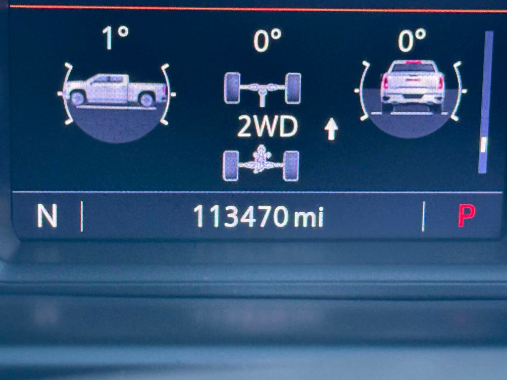 GMC Sierra 1500 Vehicle Full-screen Gallery Image 33