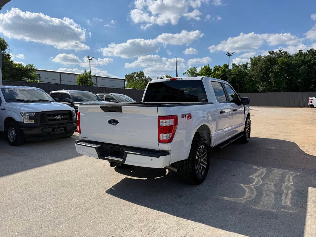 Ford F-150 Vehicle Full-screen Gallery Image 05
