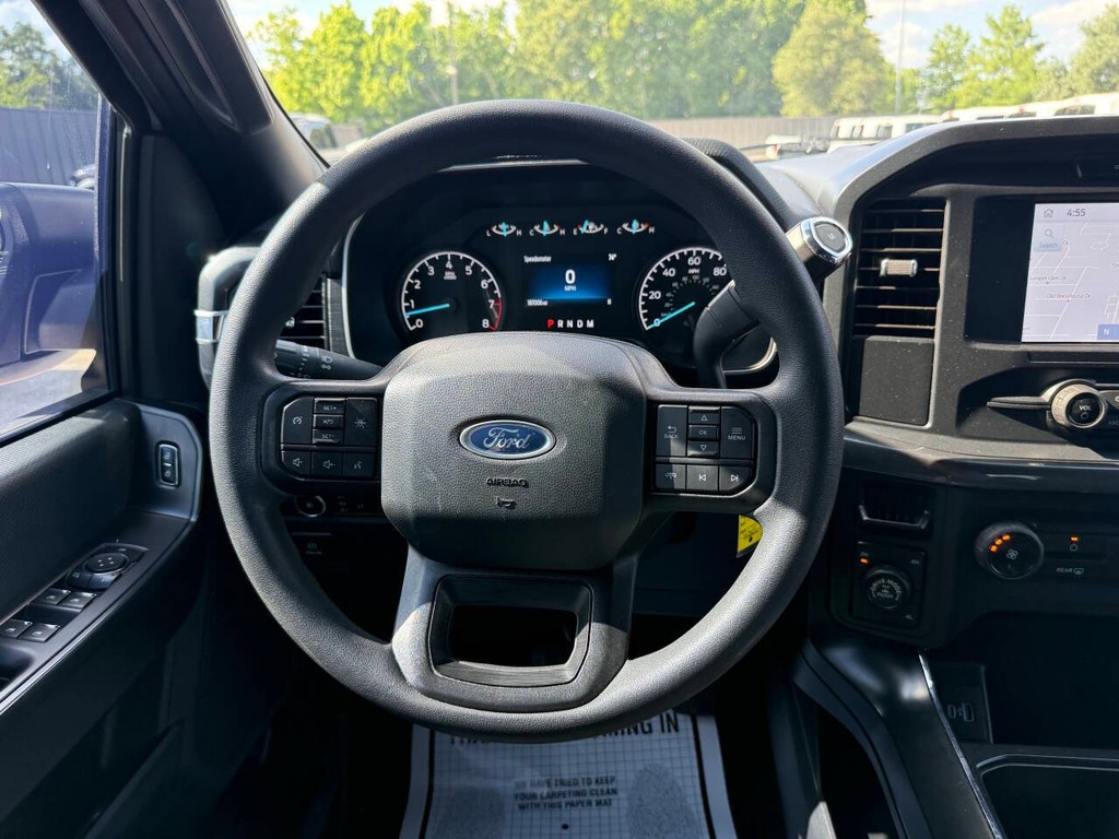 Ford F-150 Vehicle Full-screen Gallery Image 22