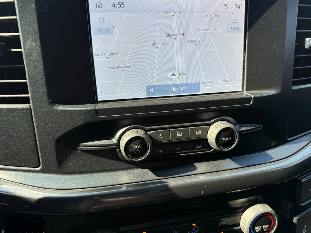 Ford F-150 Vehicle Full-screen Gallery Image 27