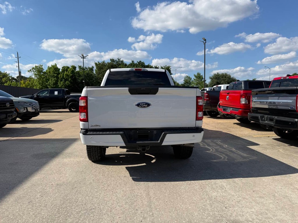 Ford F-150 Vehicle Full-screen Gallery Image 38