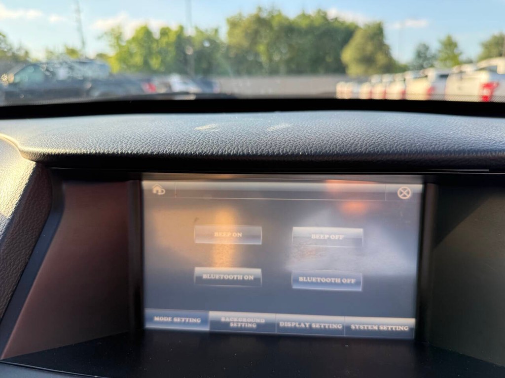 Honda Accord Coupe Vehicle Full-screen Gallery Image 21