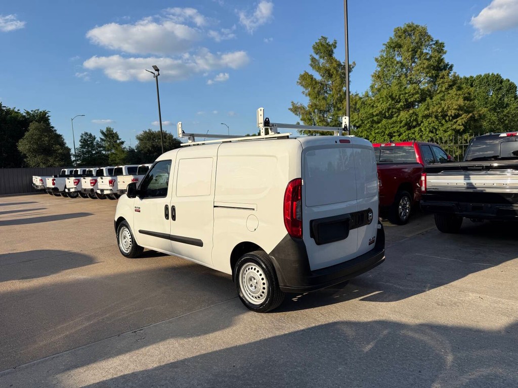 Ram ProMaster City Cargo Van Vehicle Full-screen Gallery Image 04