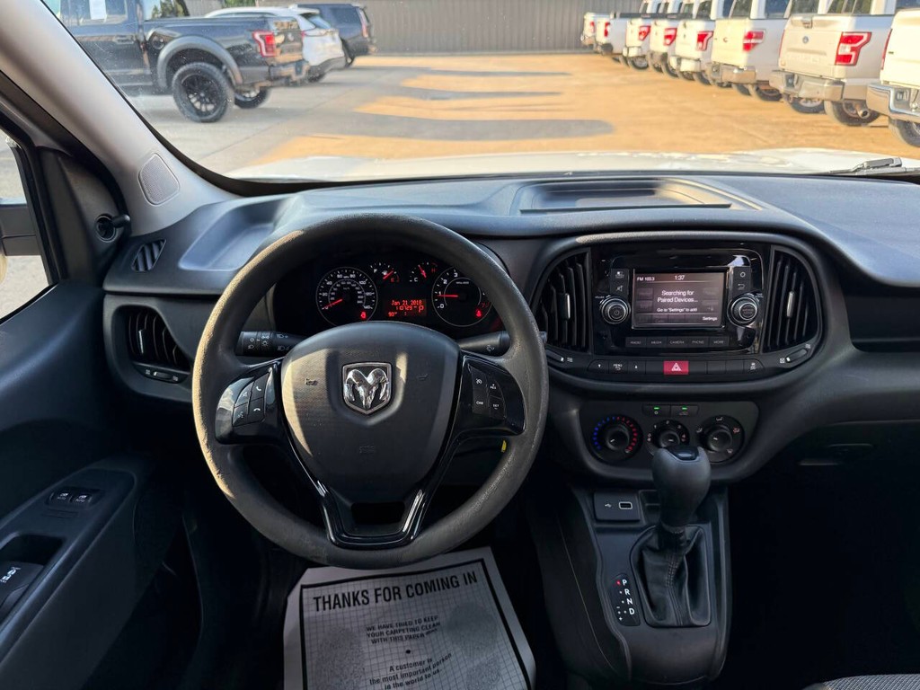 Ram ProMaster City Cargo Van Vehicle Full-screen Gallery Image 16