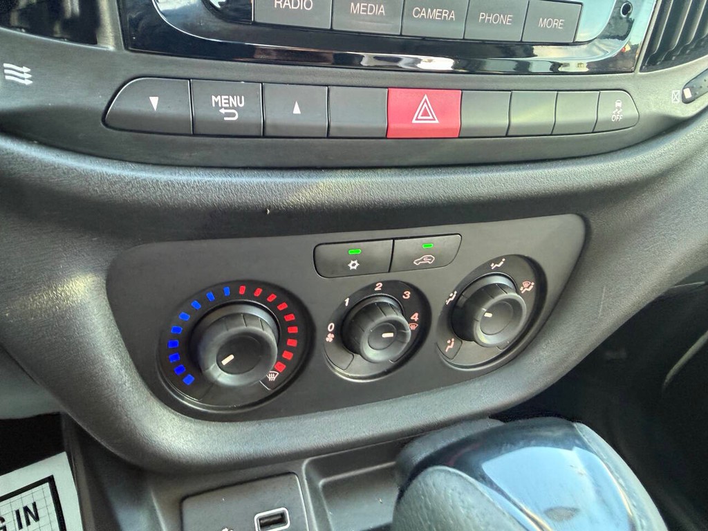 Ram ProMaster City Cargo Van Vehicle Full-screen Gallery Image 22