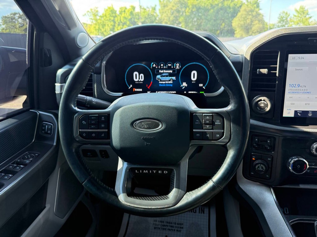 Ford F-150 Vehicle Full-screen Gallery Image 23
