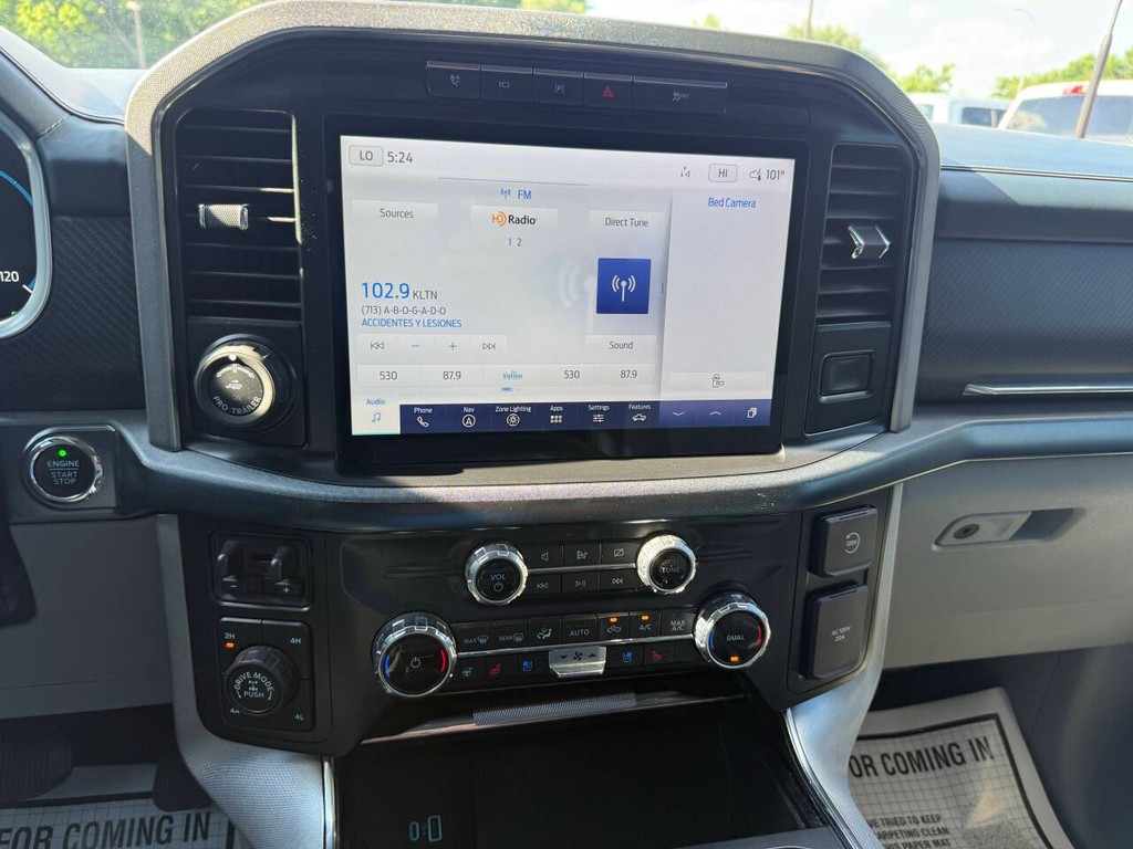 Ford F-150 Vehicle Full-screen Gallery Image 25