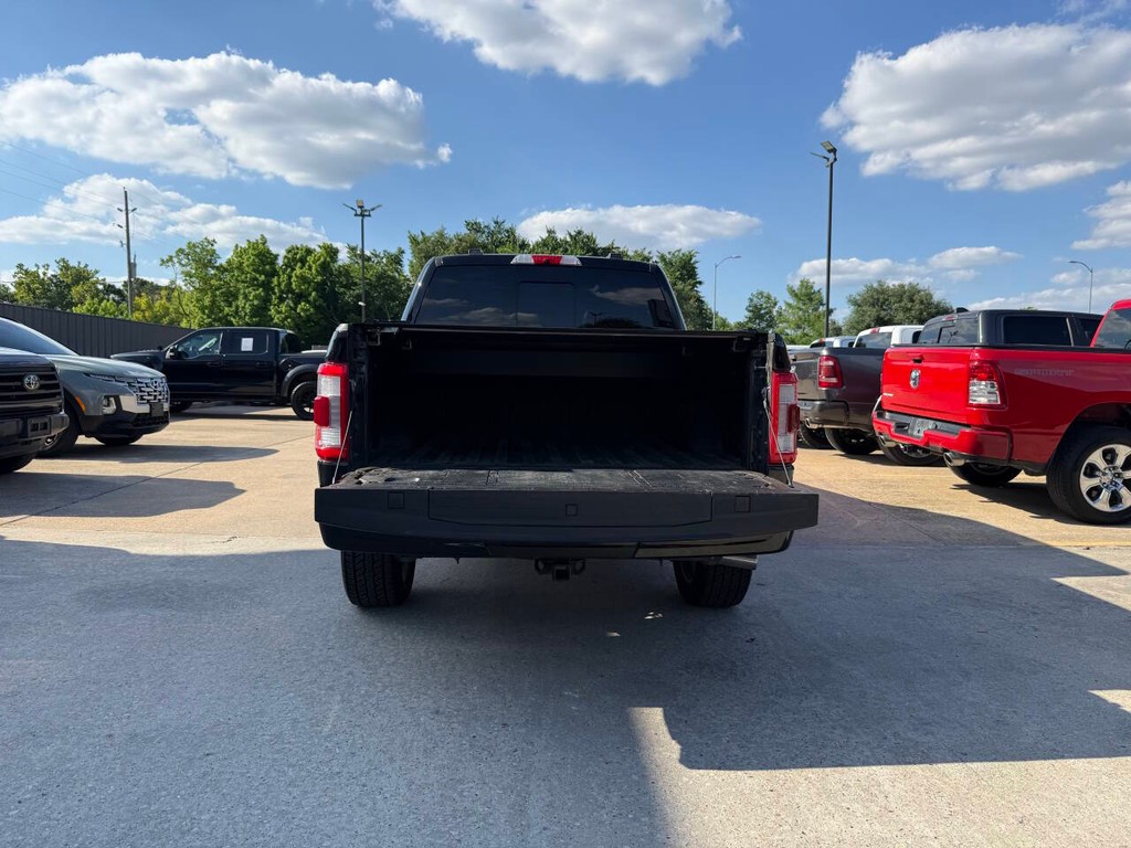 Ford F-150 Vehicle Full-screen Gallery Image 41