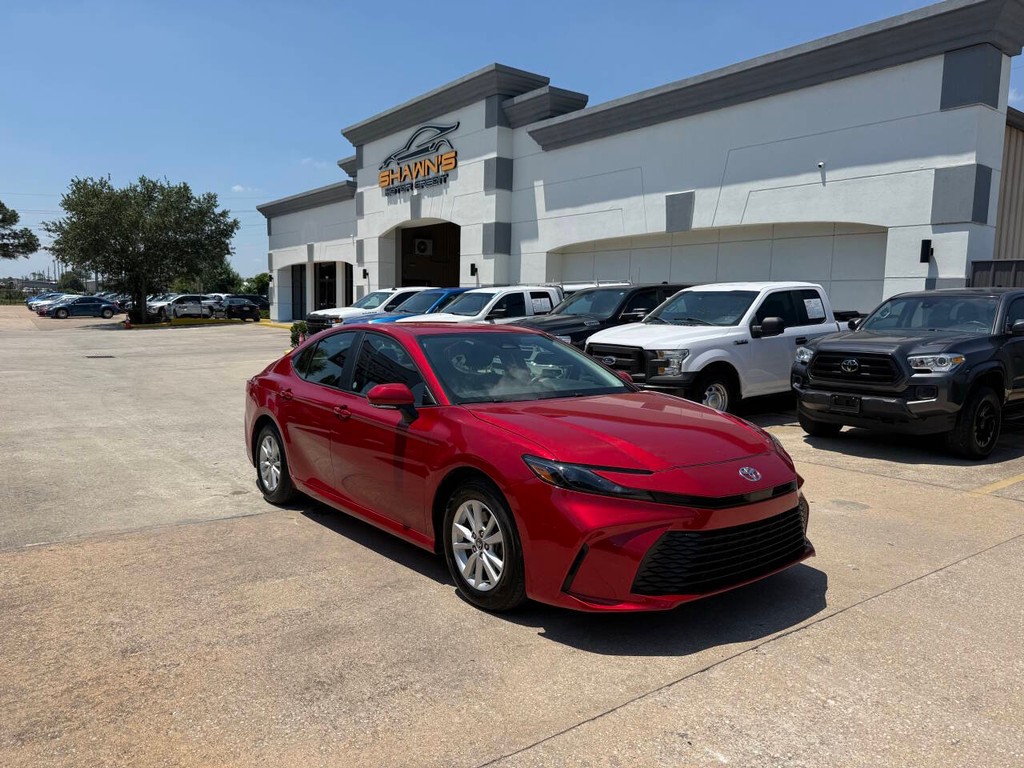 Toyota Camry Vehicle Full-screen Gallery Image 38