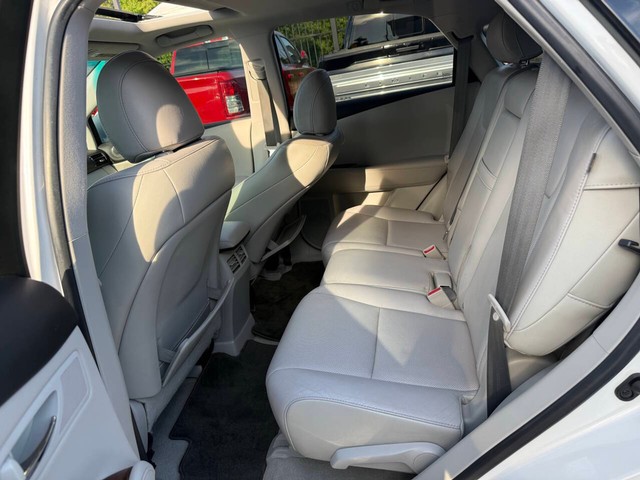 Lexus RX 350 Vehicle Full-screen Gallery Image 13