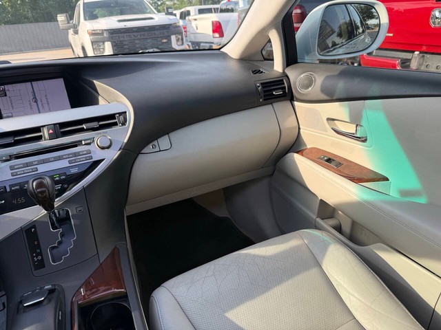 Lexus RX 350 Vehicle Full-screen Gallery Image 20
