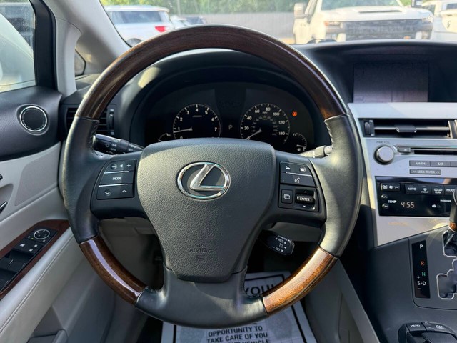 Lexus RX 350 Vehicle Full-screen Gallery Image 22