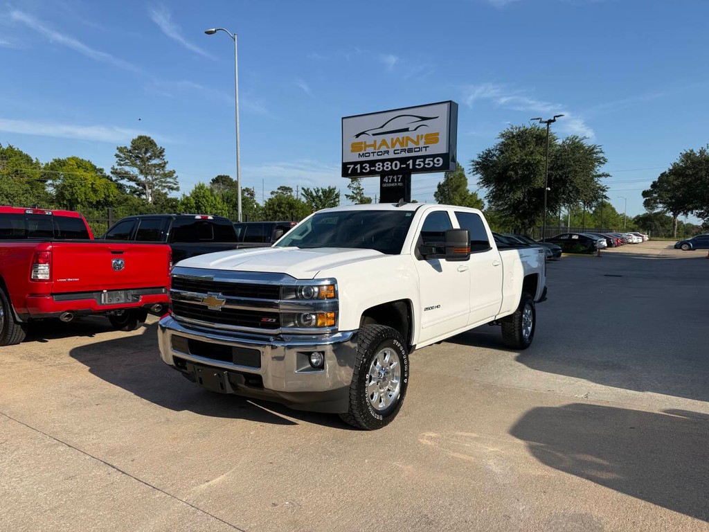 Chevrolet Silverado 2500HD Vehicle Full-screen Gallery Image 03