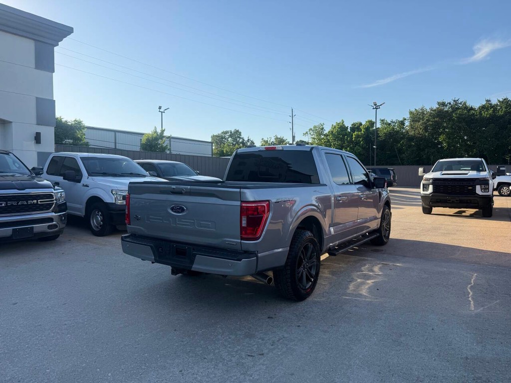Ford F-150 Vehicle Full-screen Gallery Image 05