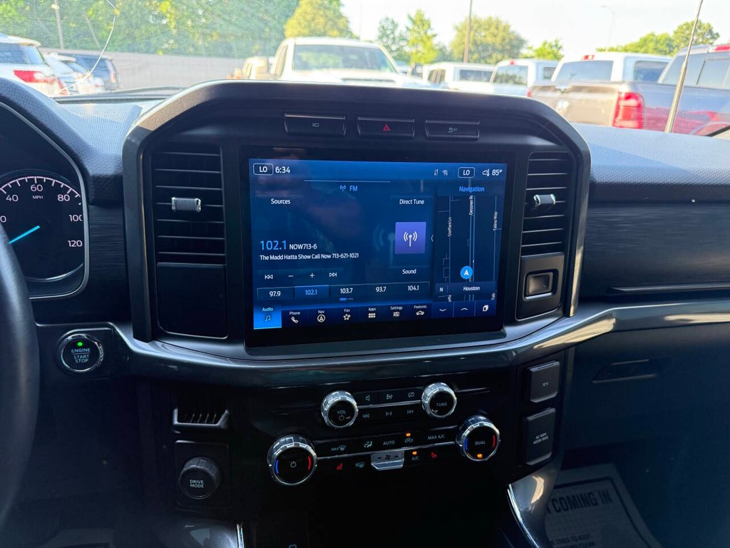 Ford F-150 Vehicle Full-screen Gallery Image 24