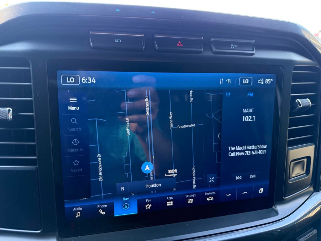 Ford F-150 Vehicle Full-screen Gallery Image 26