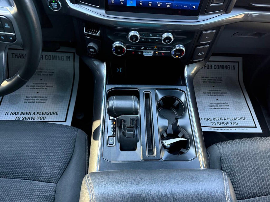 Ford F-150 Vehicle Full-screen Gallery Image 29