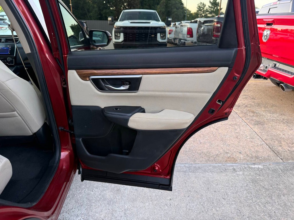 Honda CR-V Vehicle Full-screen Gallery Image 16