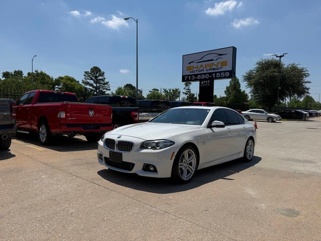 BMW 5 Series Vehicle Full-screen Gallery Image 43
