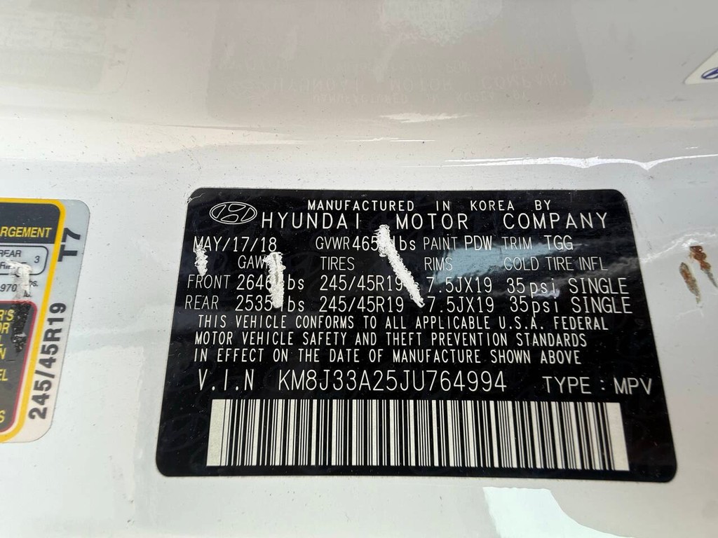 Hyundai Tucson Vehicle Full-screen Gallery Image 35