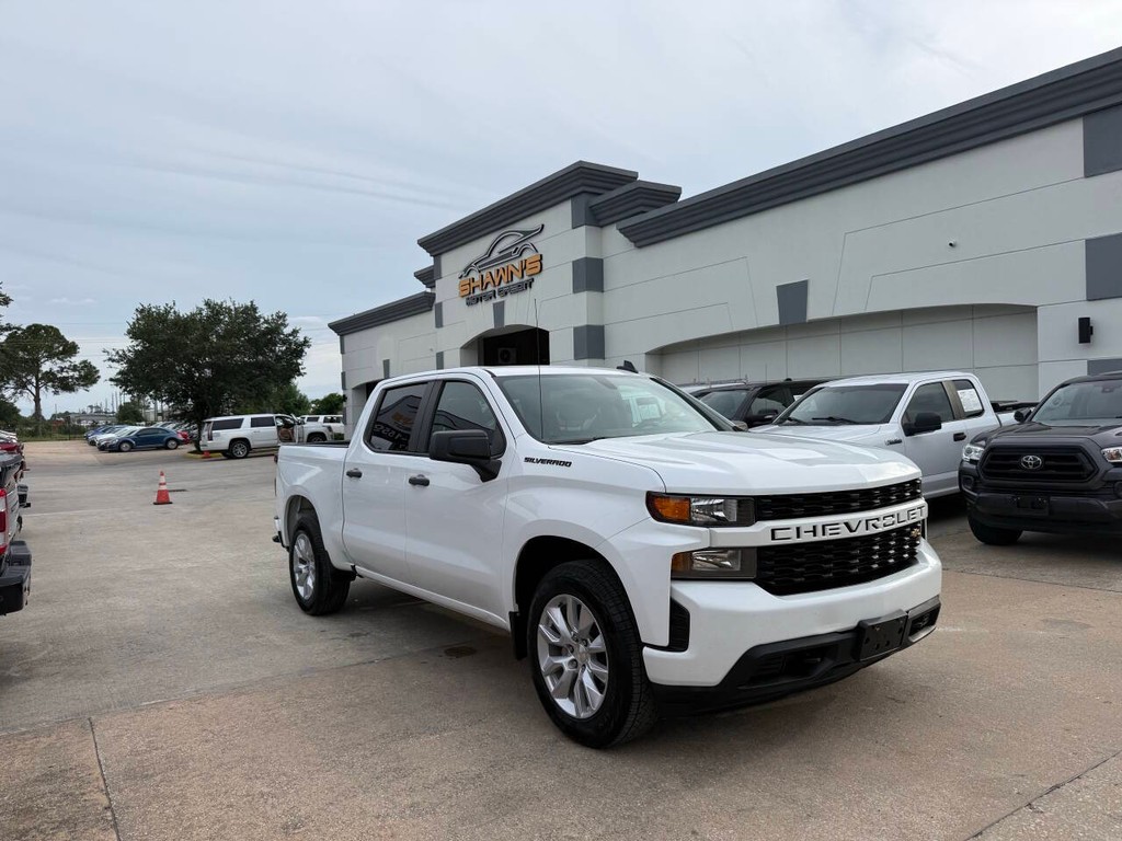 Chevrolet Silverado 1500 Limited Vehicle Full-screen Gallery Image 02
