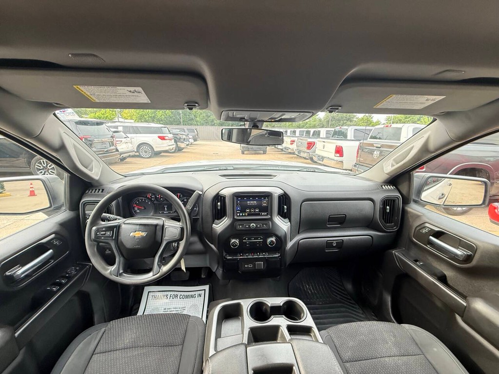 Chevrolet Silverado 1500 Limited Vehicle Full-screen Gallery Image 18