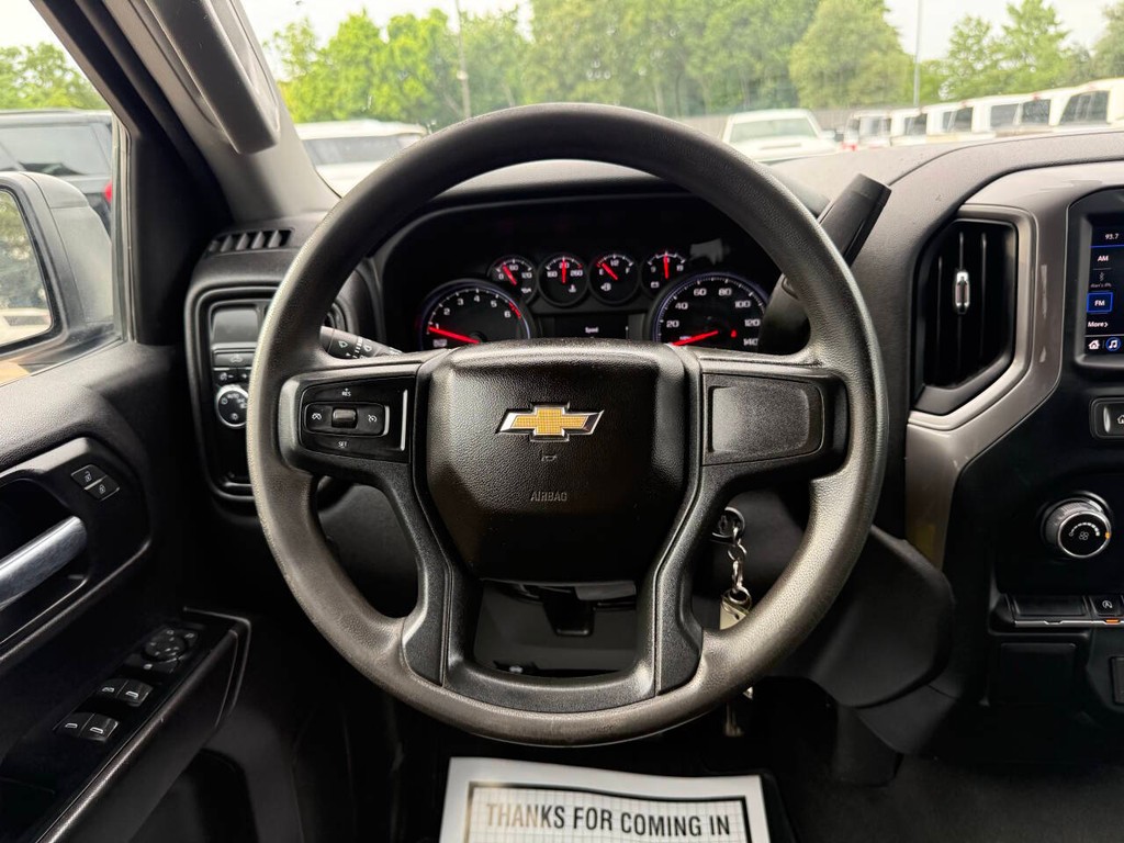 Chevrolet Silverado 1500 Limited Vehicle Full-screen Gallery Image 22